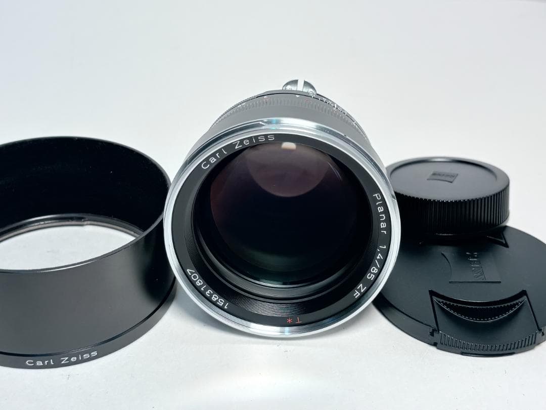 極上品 Carl Zeiss Planar T 85mm F1.4 ZF