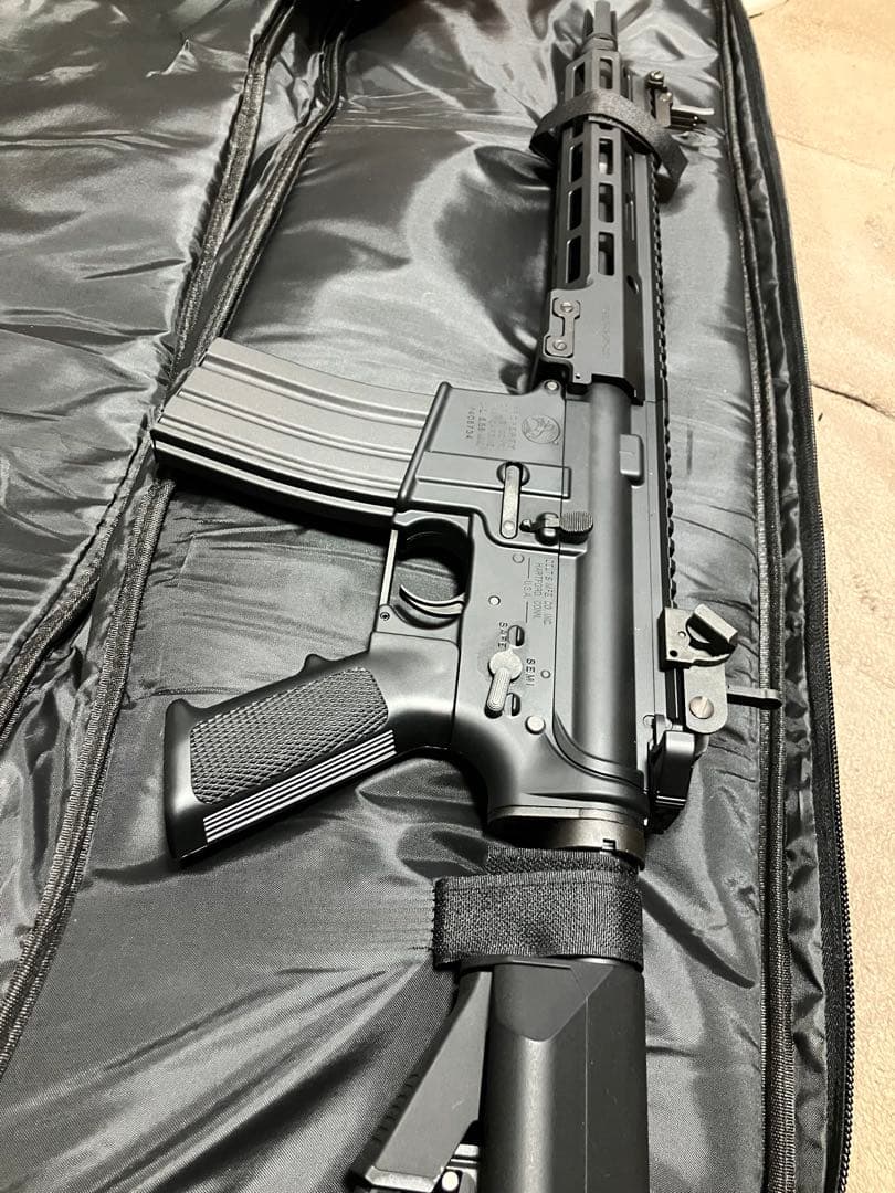 次世代電動ガン ブラック マガジン3本付き