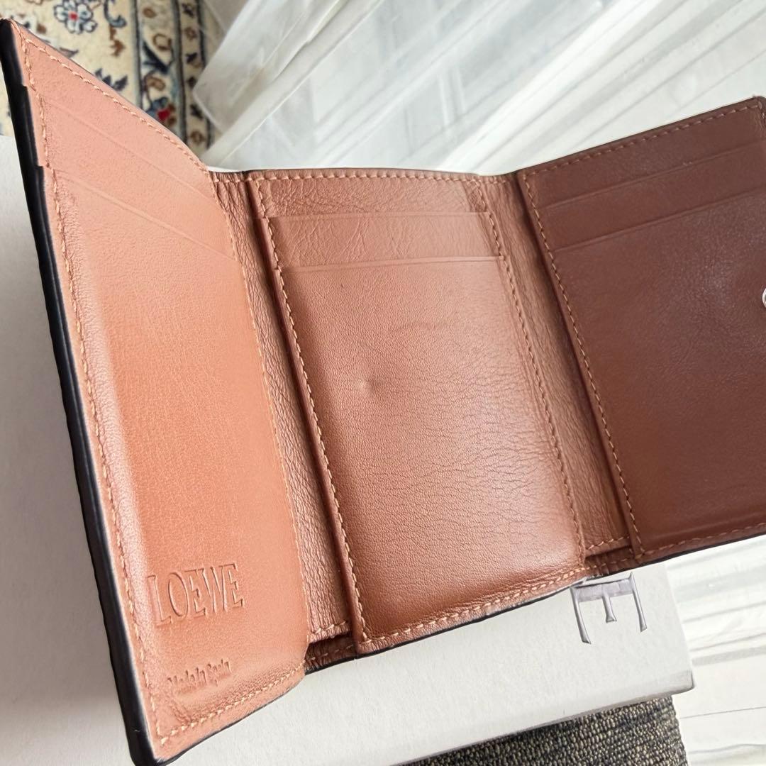LOEWE 折り財布 コンパクト財布 ブラウン　アナグラム