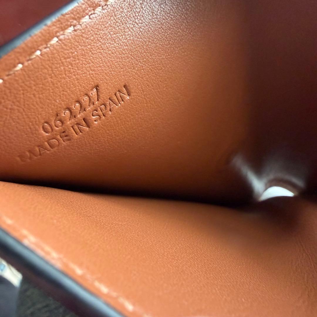 LOEWE 折り財布 コンパクト財布 ブラウン　アナグラム