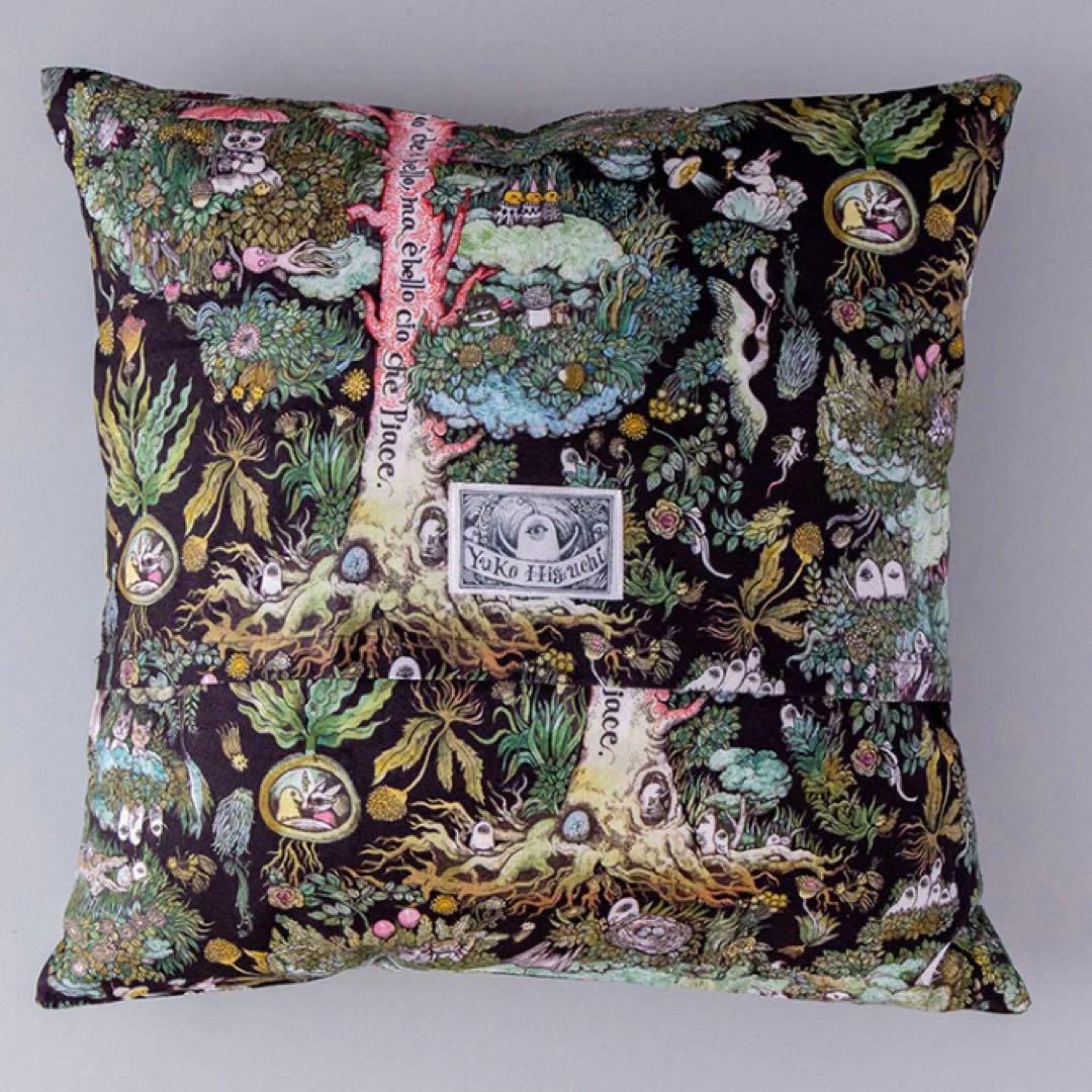 ヒグチユウコ クッションカバー　おおきな木のうえで