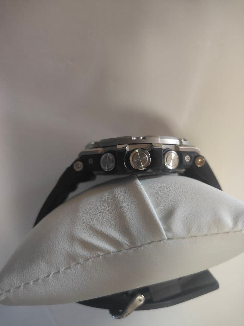 G-SHOCK　Gショック　GST-B100 g-steel ソーラー