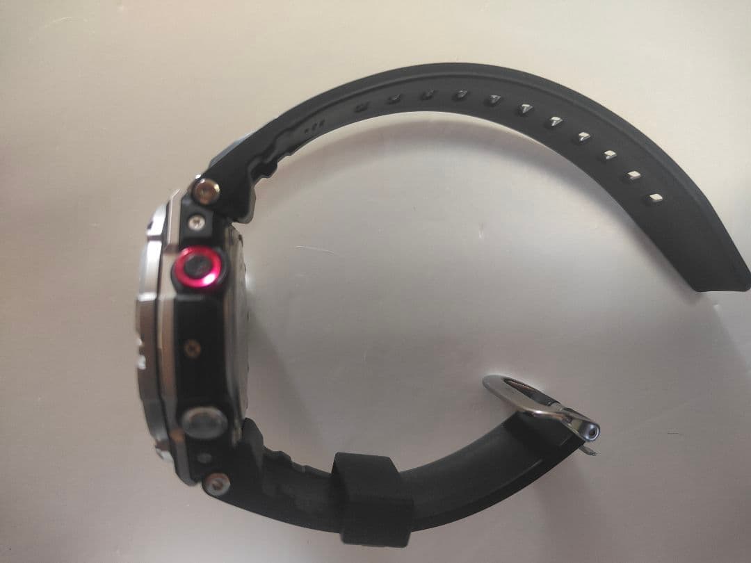 G-SHOCK　Gショック　GST-B100 g-steel ソーラー