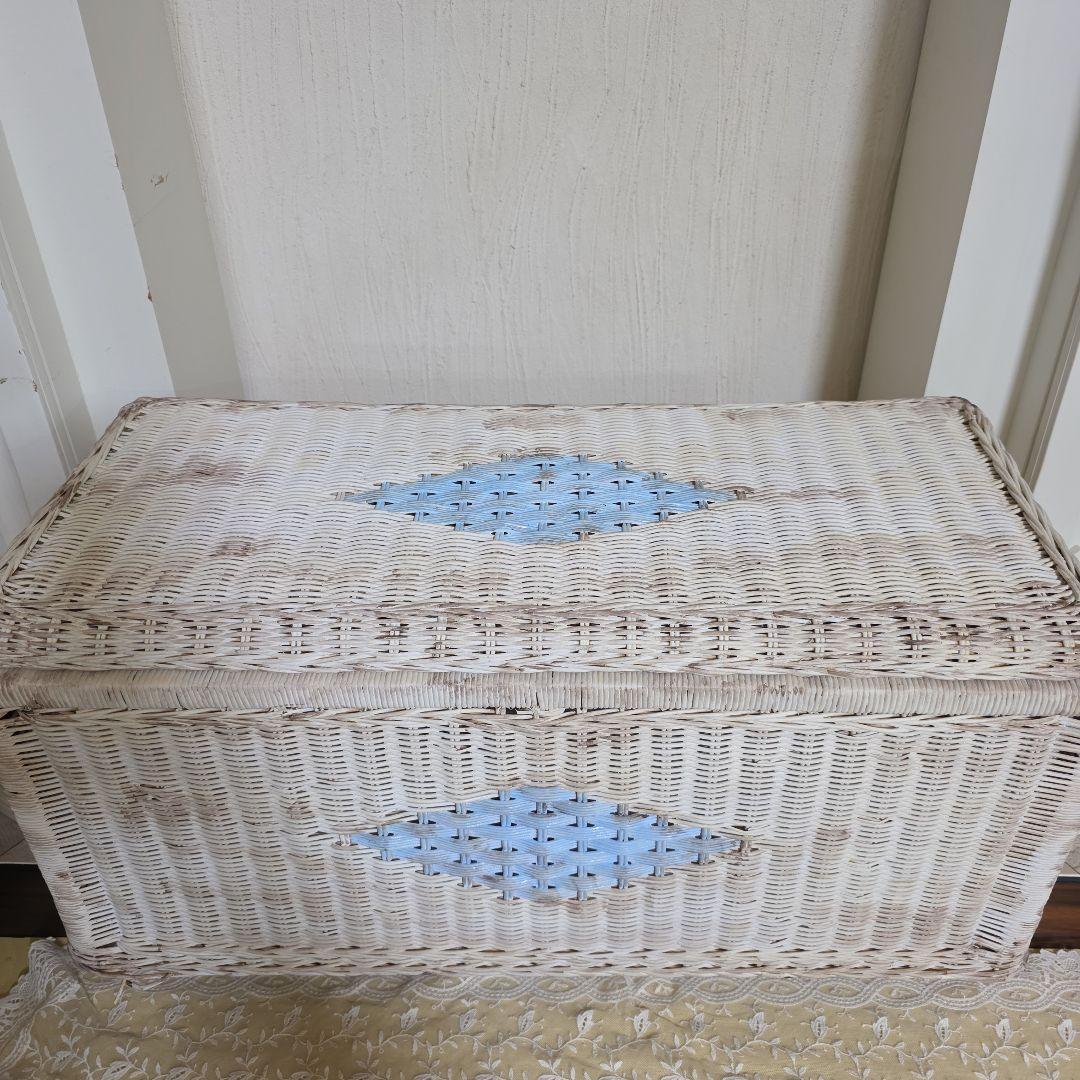 アンティーク　ヴィンテージ　バスケット　椅子　ラタン　パステル　シャビー　収納