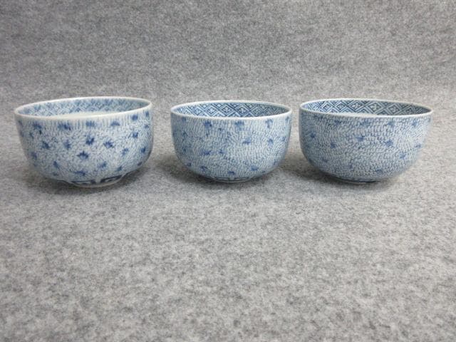 古伊万里染付みじん唐草文りん茶碗3個 [B25834]