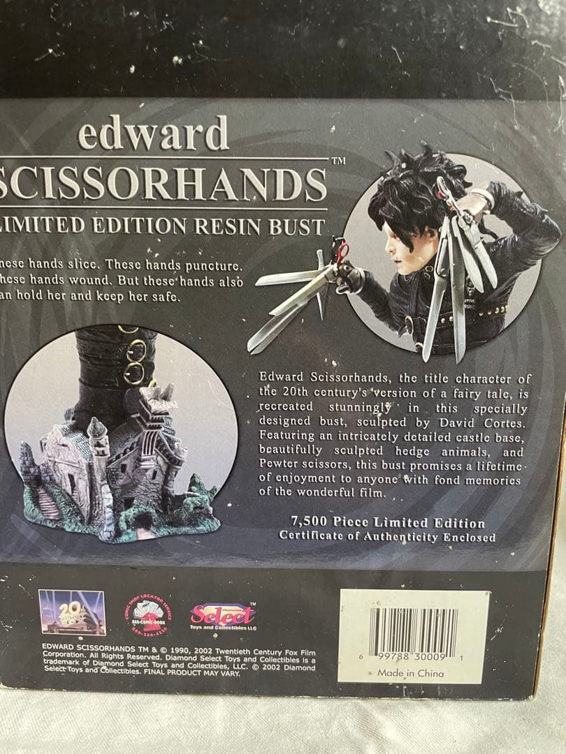 シザーハンズ ジョニーデップ ウィノナライダー クリスマス statue