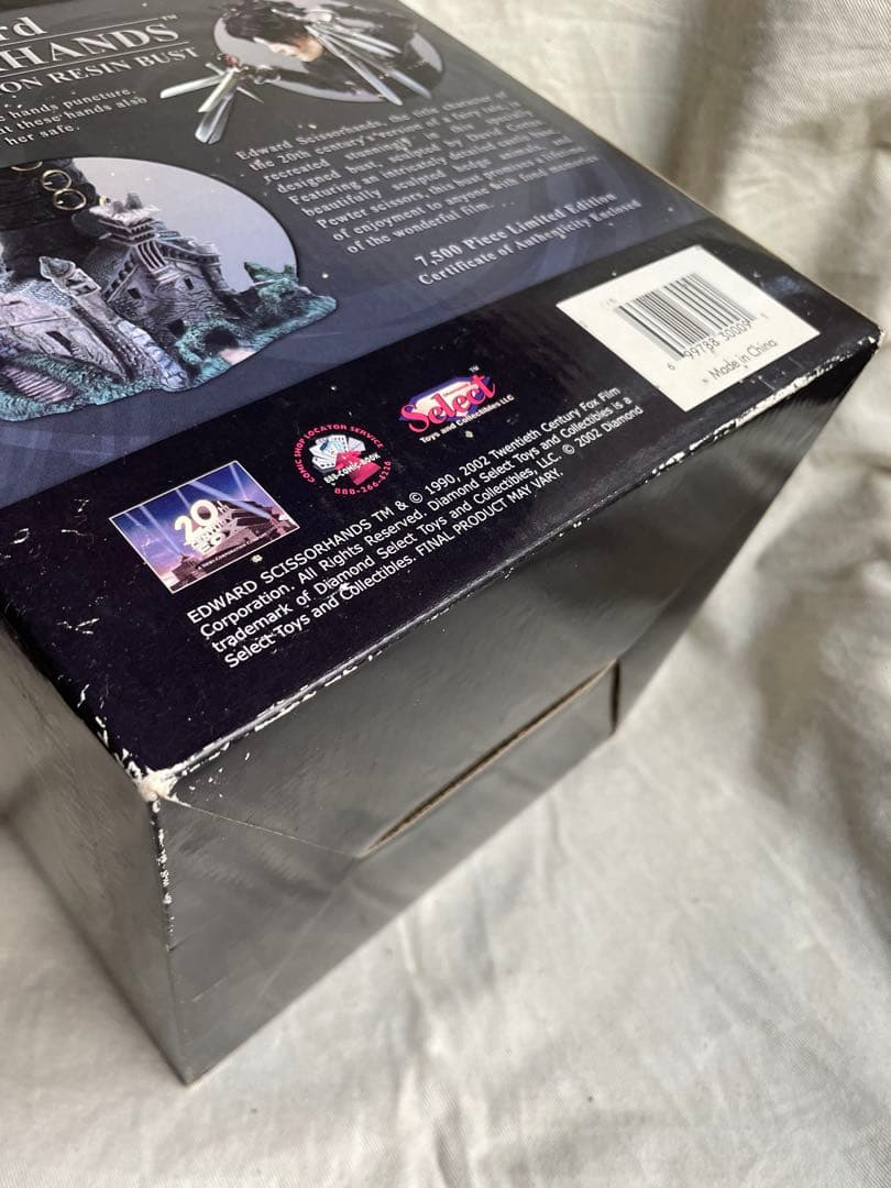 シザーハンズ ジョニーデップ ウィノナライダー クリスマス statue