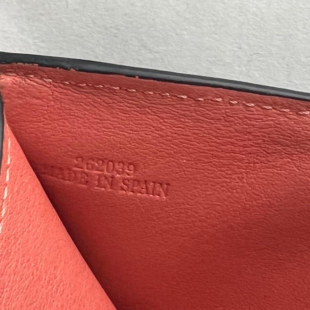 21 美品 LOEWE ロエベ 3つ折り財布