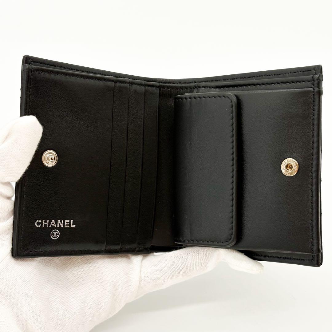 ♡未使用♡ シャネル ココマーク マトラッセ 二つ折り財布 ブラック