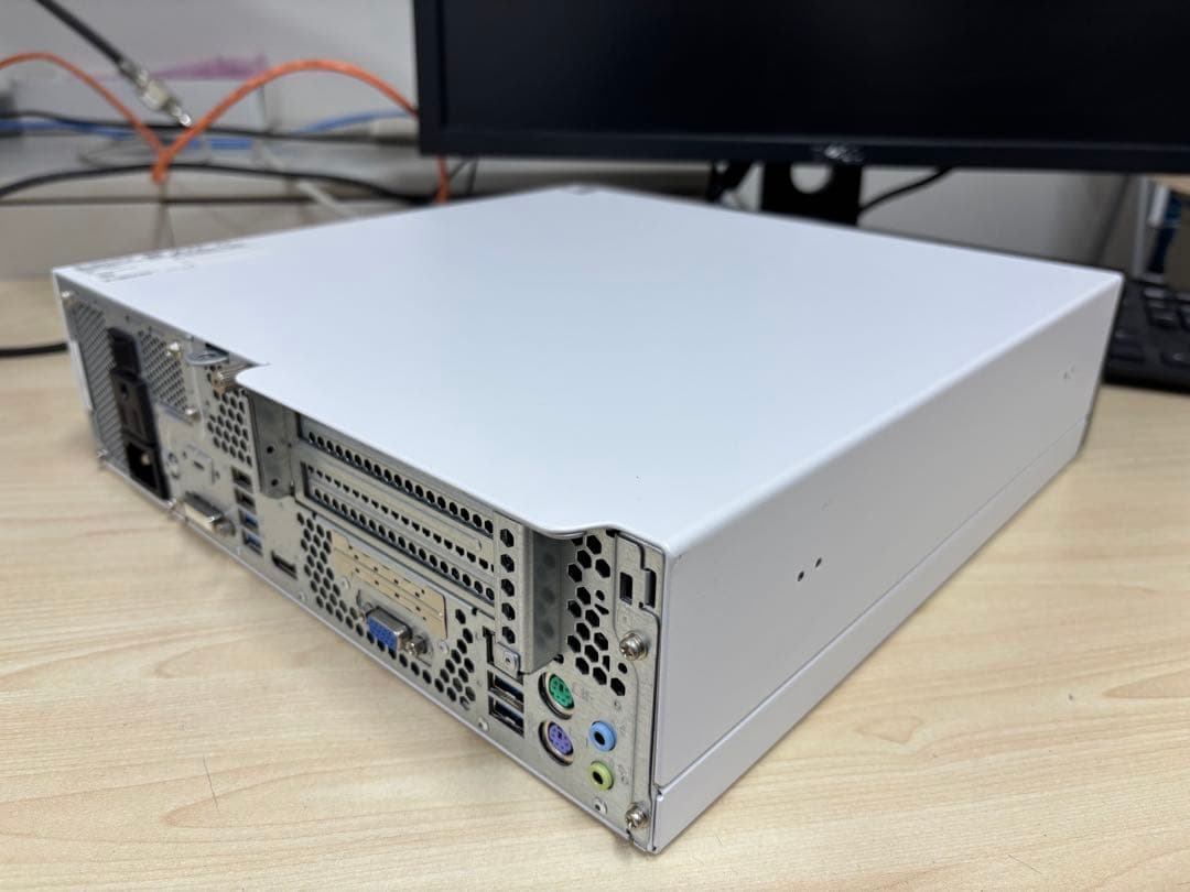 富士通 ESPRIMO D588/BX i3-9100 C