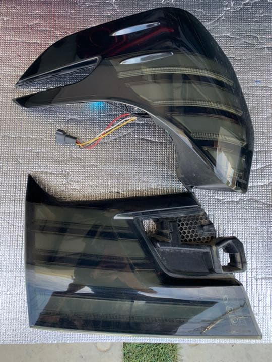 ダズフェローズ　 30ヴェルファイア 前期