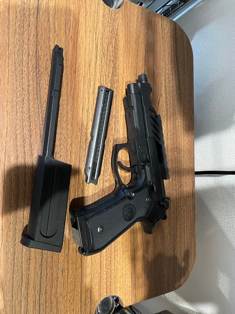 東京マルイ 電動ハンドガン m9