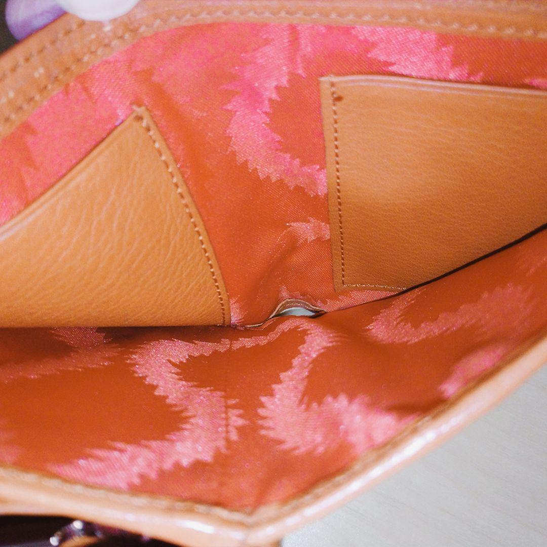 Vivienne Westwood　がま口二つ折り財布　オーヴ