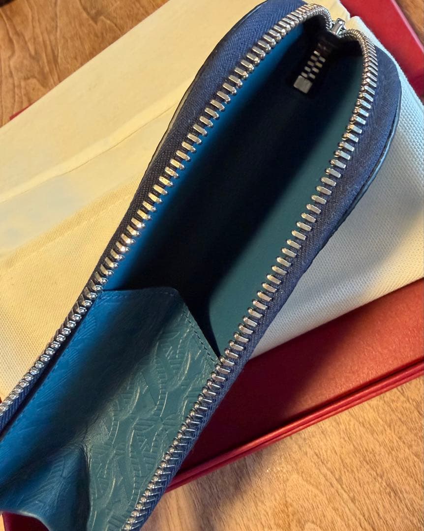 Salvatore Ferragamo ペンケース