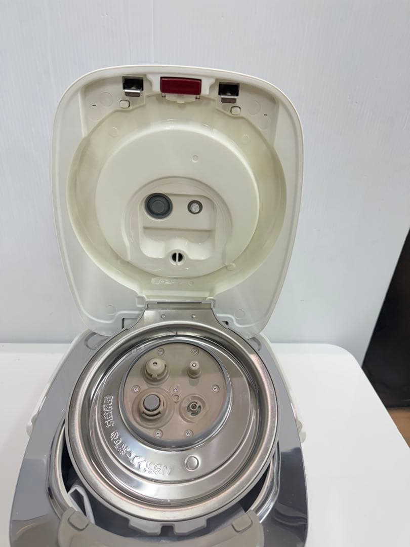 パナソニック可変圧力IHジャー炊飯器SR-PB109