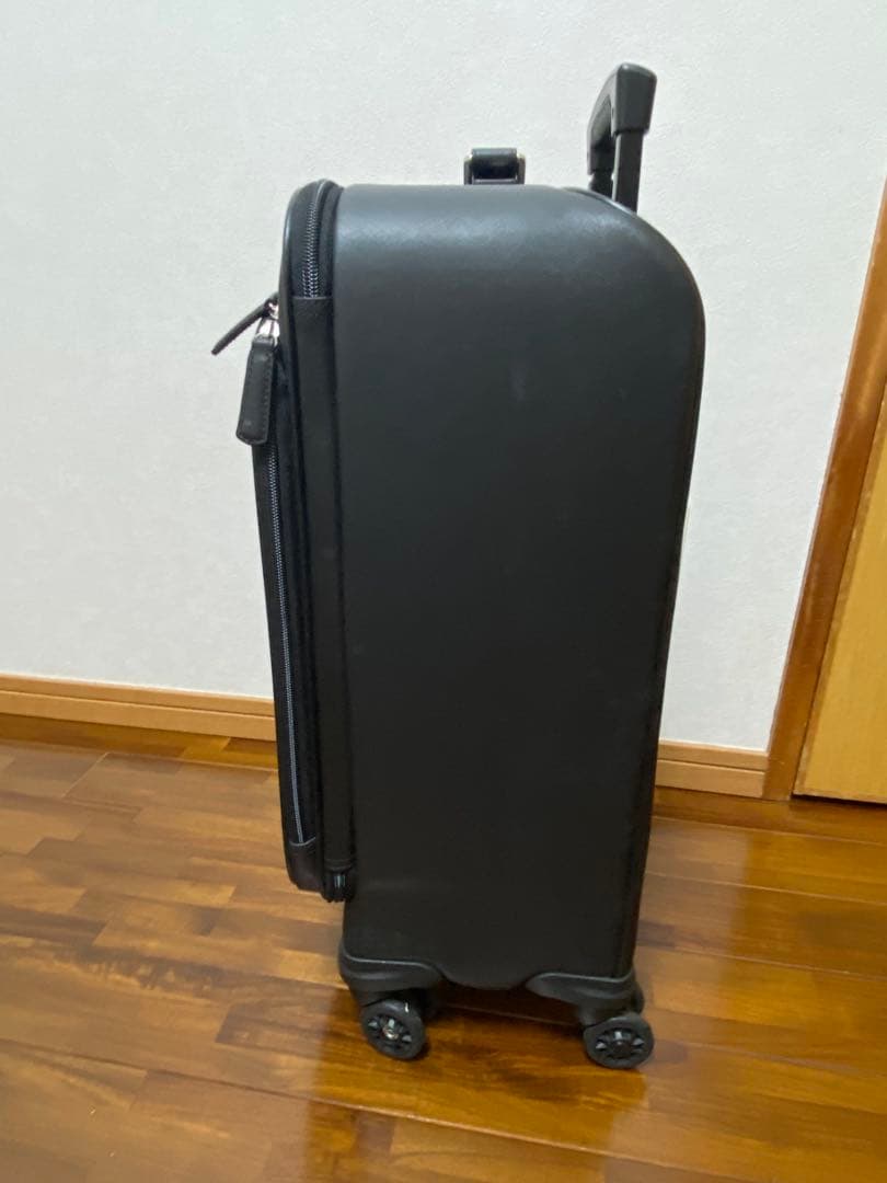 美品　COACH コーチ 2輪 黒キャリーケース　スーツケース