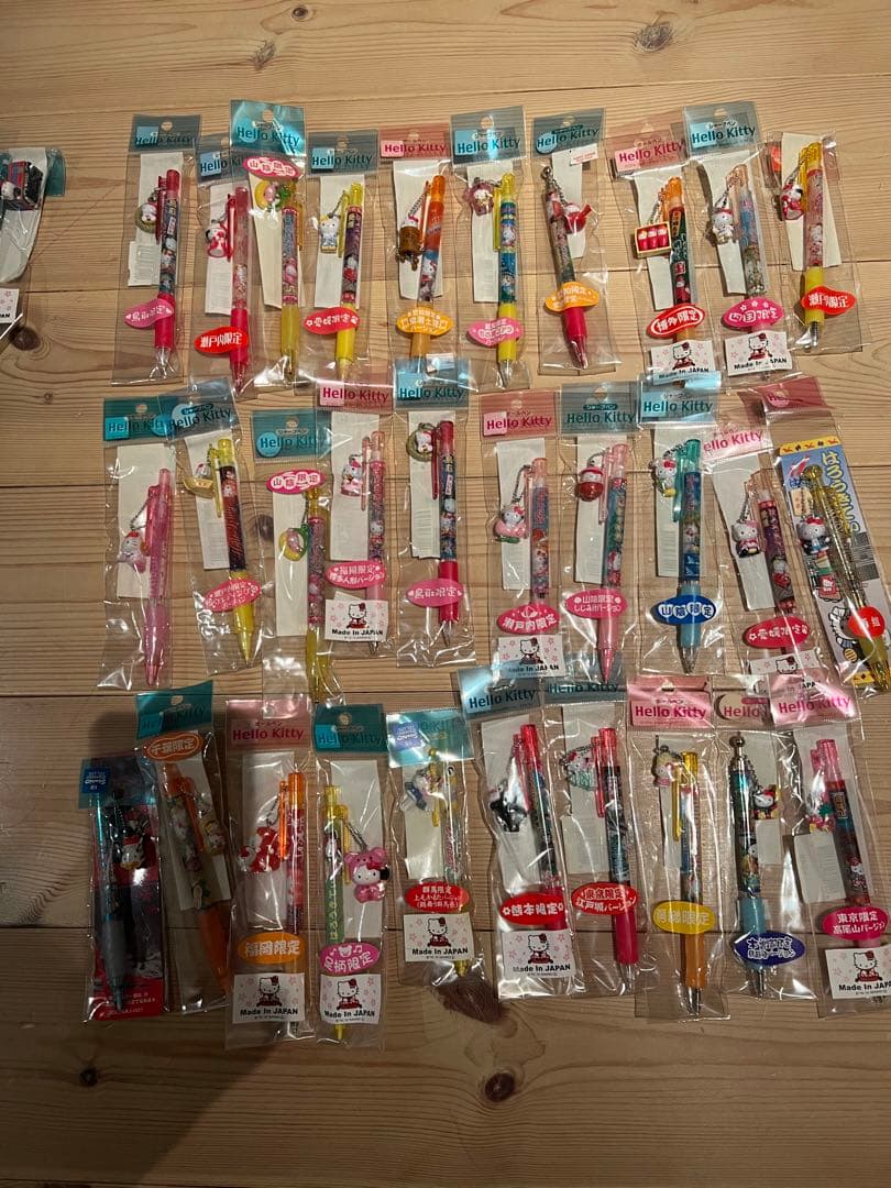 ハローキティ　ボールペン　シャーペン