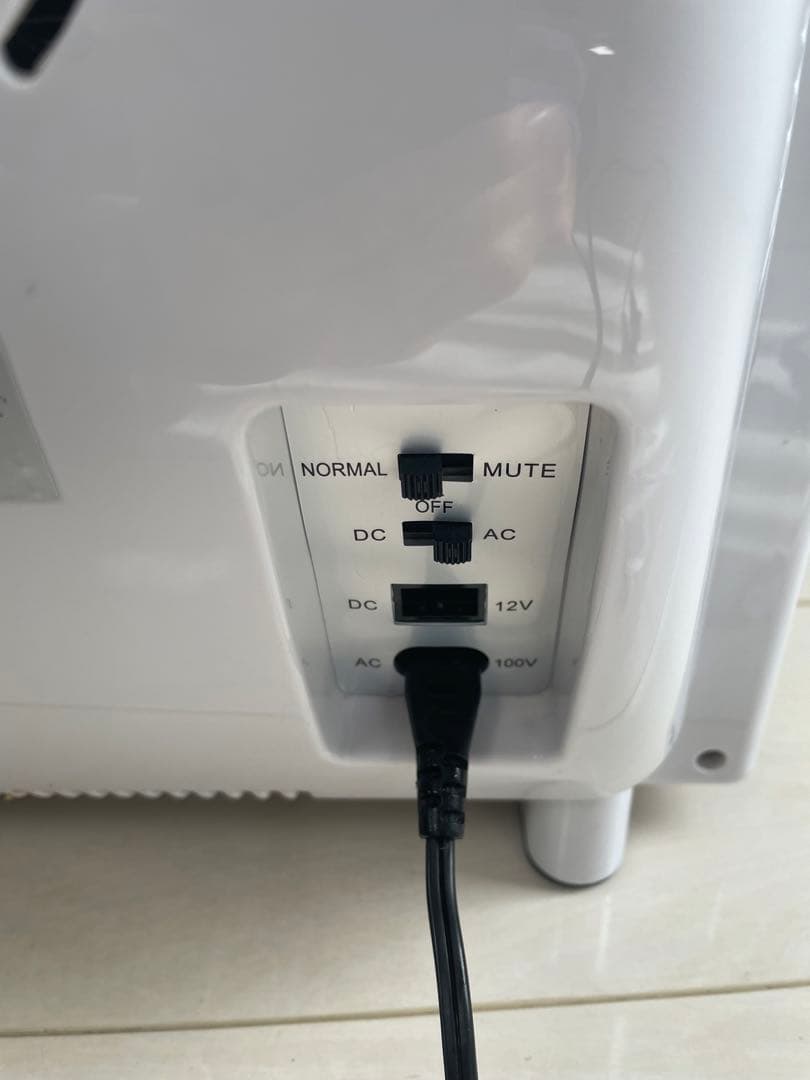 【美品】　VERSOS 25L 冷温庫　VS-404