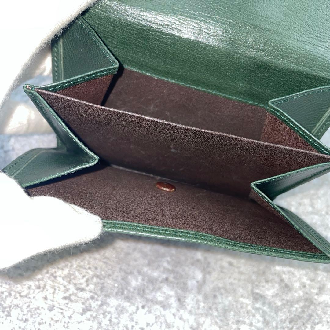 【極美品】LOEWE ロエベ 折り財布 レザー 緑 グリーン エンボスロゴ