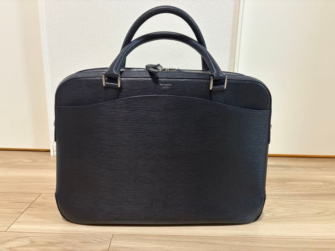極美品◎ペッレモルビダ　キャピターノ　ブリーフケース　2室　オールレザー　濃紺