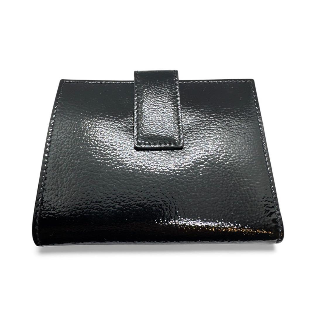 未使用品　サルヴァトーレフェラガモ 二つ折り財布 エナメル ガンチーニ ブラック