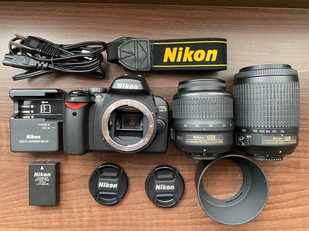 Nikon D60 デジタル　一眼レフ　カメラ　2本レンズ　手ブレ補正