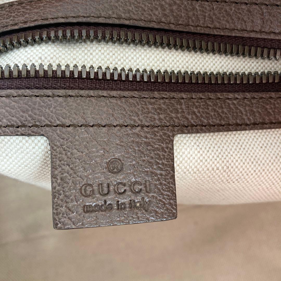 Gucci GGモノグラム ショルダーバッグ