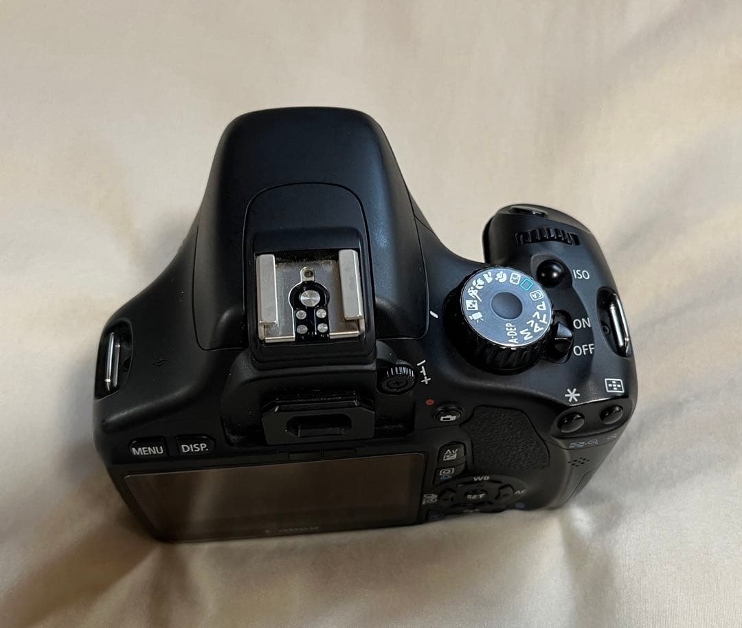 Canon EOS Kiss X4 ダブルズームキット　デジタル一眼レフ