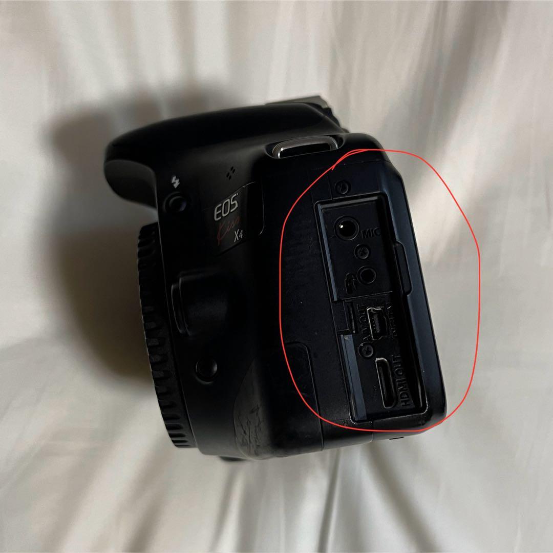 Canon EOS Kiss X4 ダブルズームキット　デジタル一眼レフ