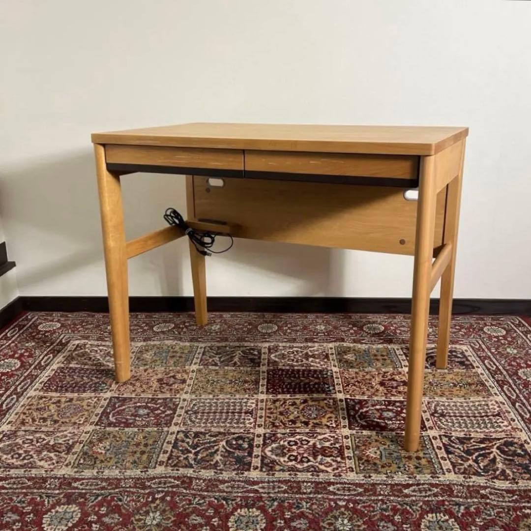 KOIZUMIコイズミ◾️コンセント付きデスク KWD-131 机 パソコン 木製