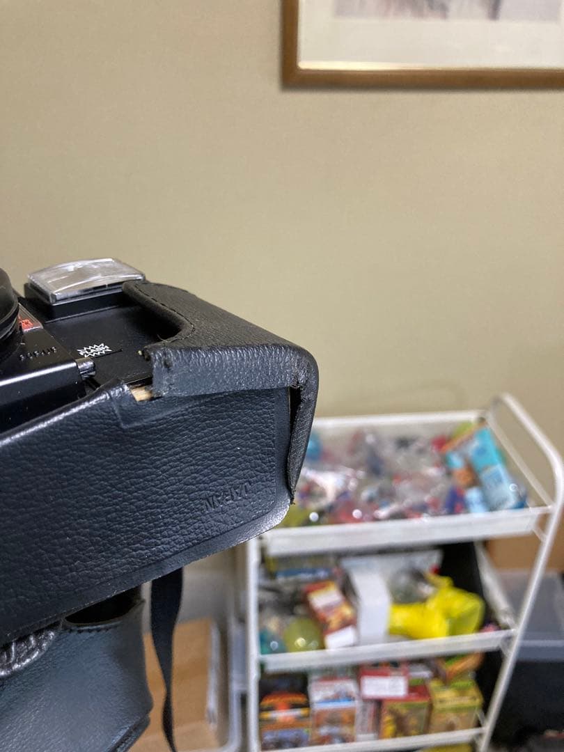 Konica C35 コンパクトフィルムカメラ　※ケース一部破損