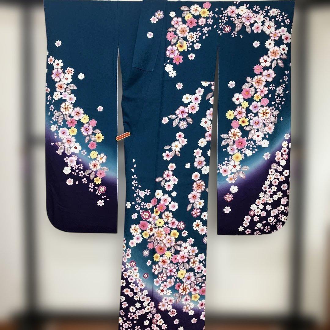 しおり　　桜の花模様振袖６点セット 金駒刺繍 トールサイズ ガード加工