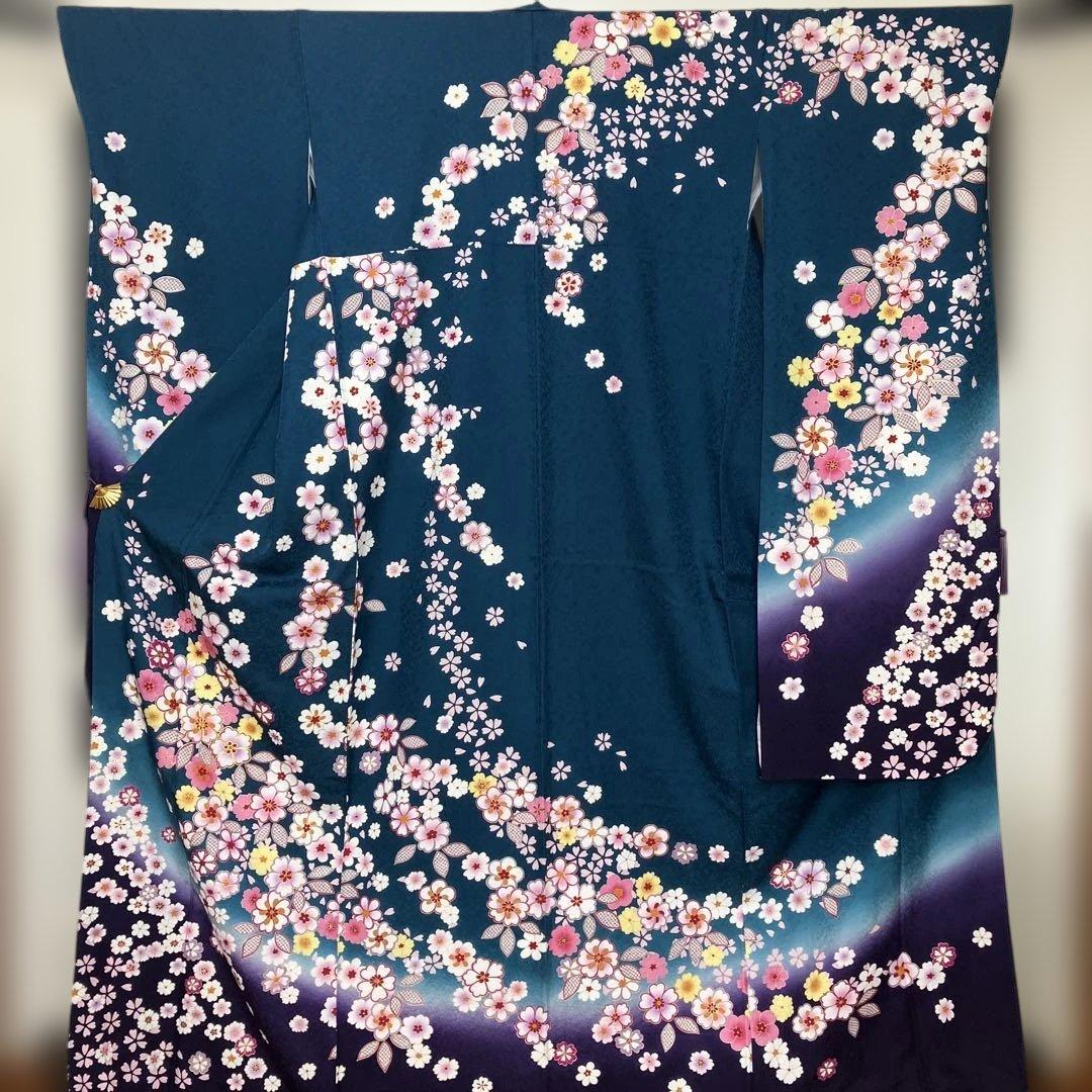 しおり　　桜の花模様振袖６点セット 金駒刺繍 トールサイズ ガード加工