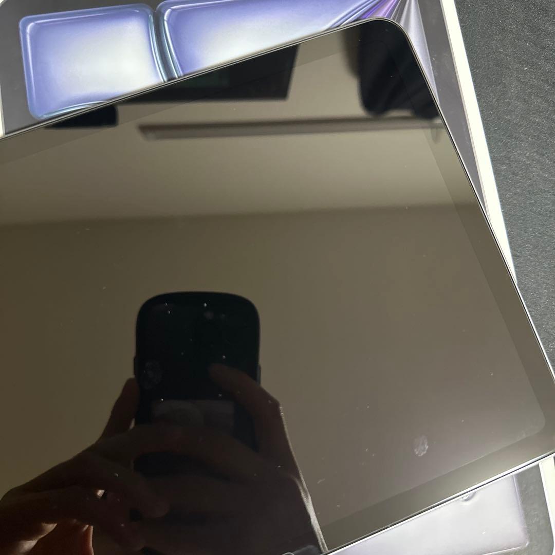 【rikuuuumu】Apple iPad Air M2 128GB