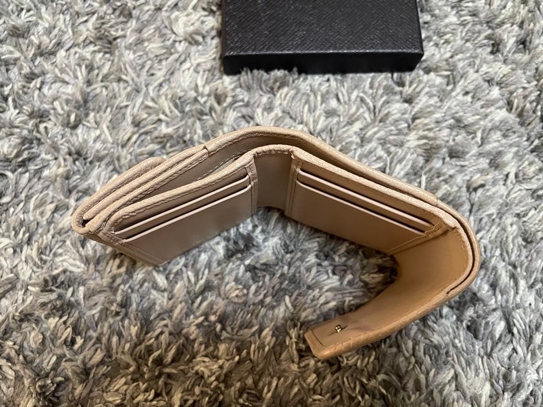 【12/16値下げ】PRADA ヴィッテロダイノレザー ミニ財布