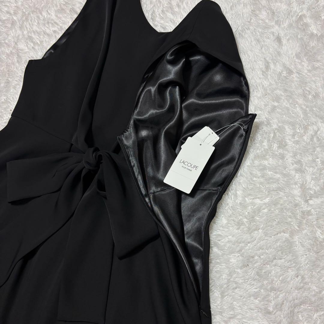 ストロベリームーン　LA COUPE リボン プリーツ 光沢 ブラック