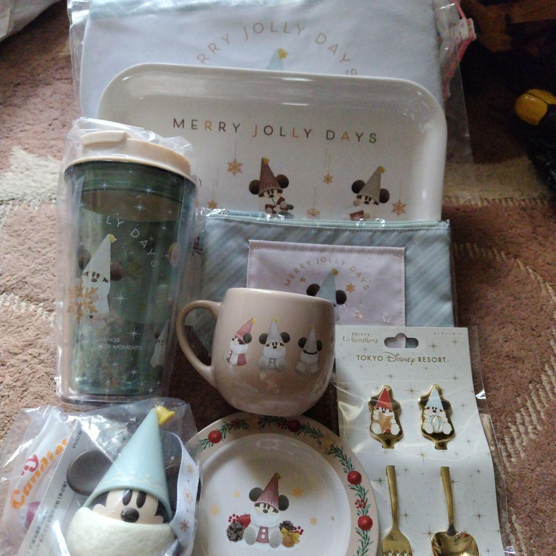 ディズニー　リルリンリン　クリスマス　スーベニアセットとトレーとカトラリーセット