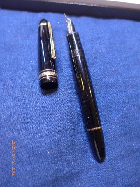 新品未使用のマイスターシュテュック#146 万年筆（F）保証書、ケース付き