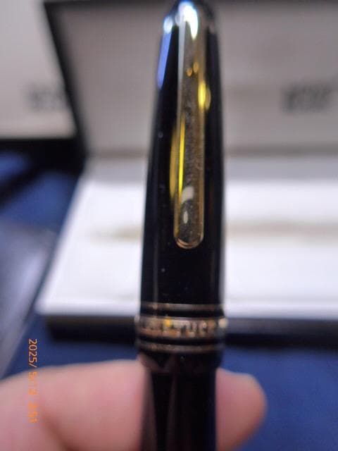 新品未使用のマイスターシュテュック#146 万年筆（F）保証書、ケース付き