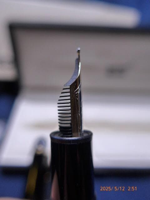 新品未使用のマイスターシュテュック#146 万年筆（F）保証書、ケース付き