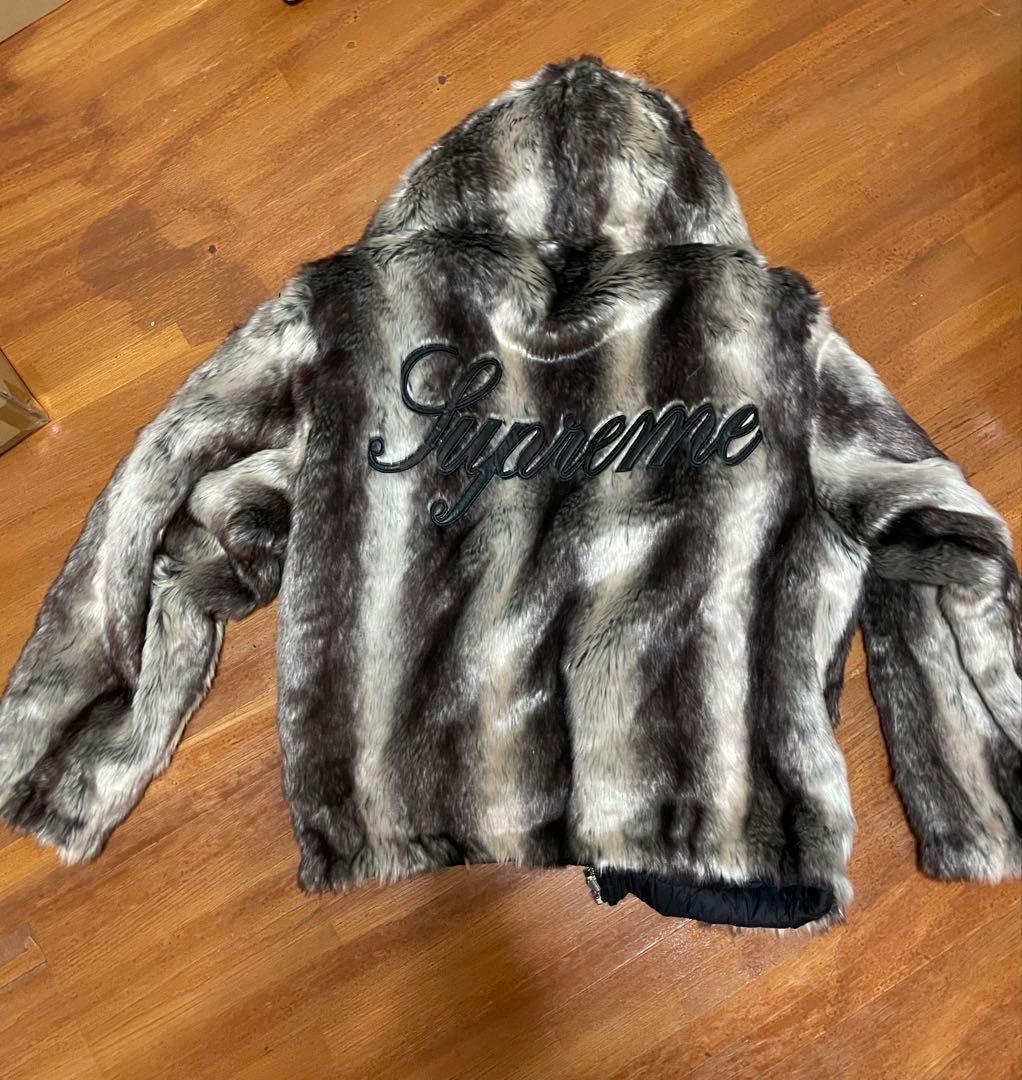 Supreme ファーコート フード付き グレー系
