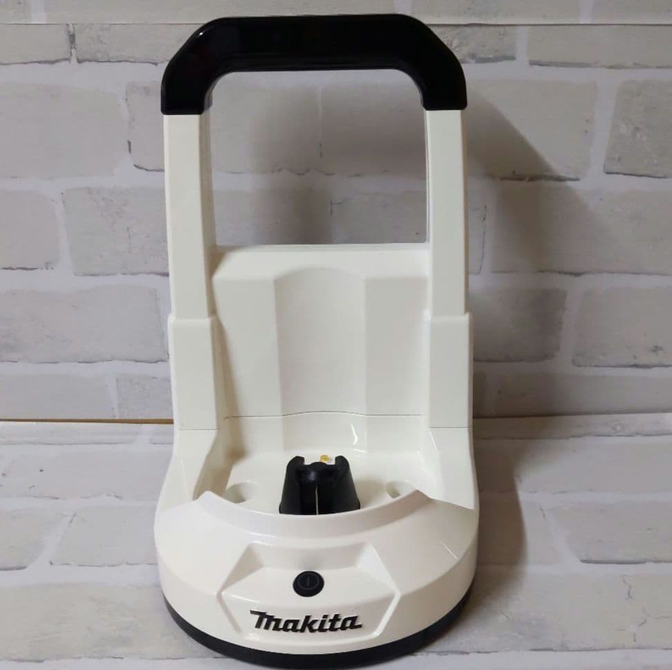 極美品 Makita 充電式ケトル KT360D