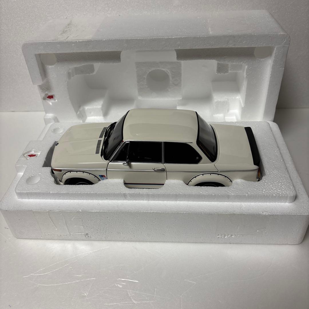 ミニカー BMW 2002 TURBO (KYOSHO)