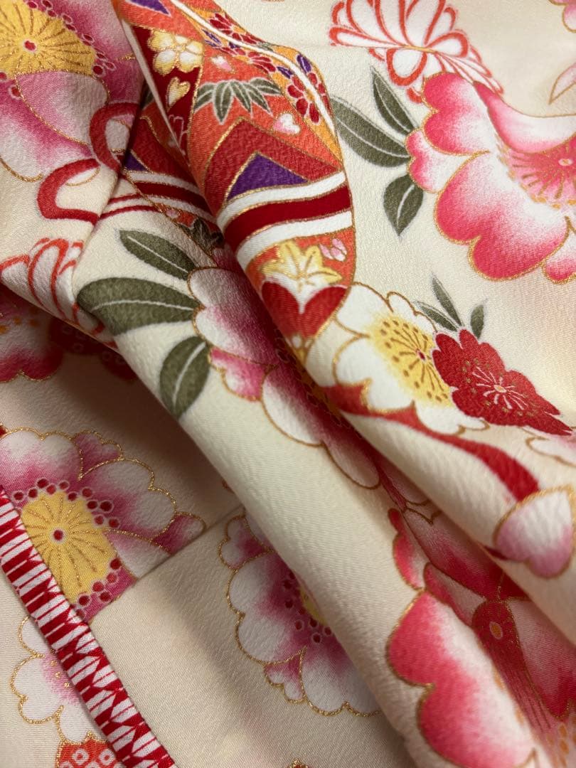 七五三　3歳女の子　着物・袴セット　ひさかたろまん　手鞠　アイボリー　八重桜