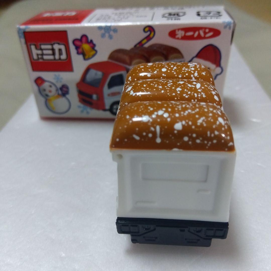 トミカ 第一パン スバルサンバー クリスマスver　赤/白　特注ミニカーです。