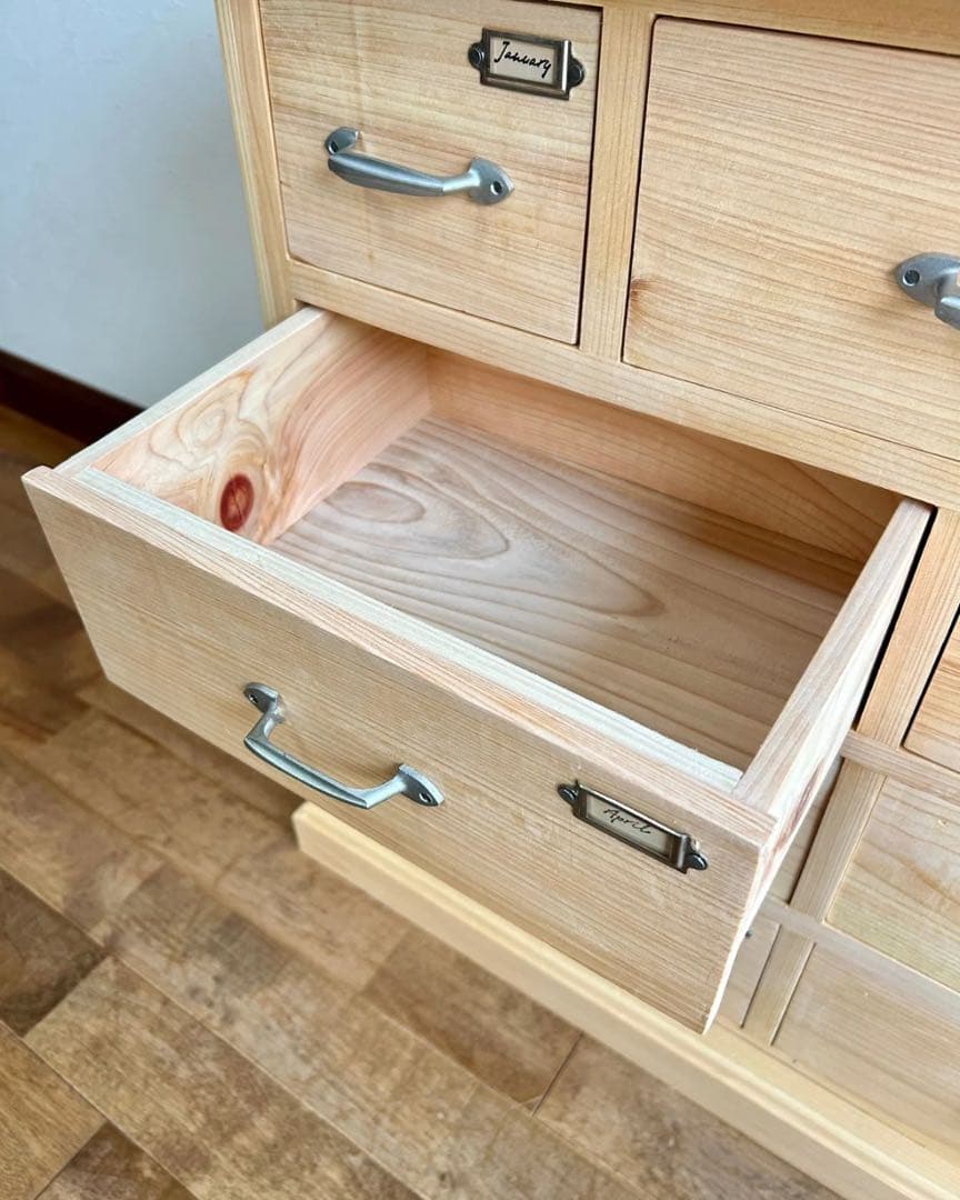 【ハンドメイド】国産ひのき使用　シンプル9杯チェスト