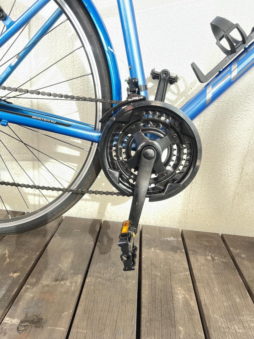 FORKS700Cクロスバイク　シマノ18段変速(前３段×後６段)　引取専用