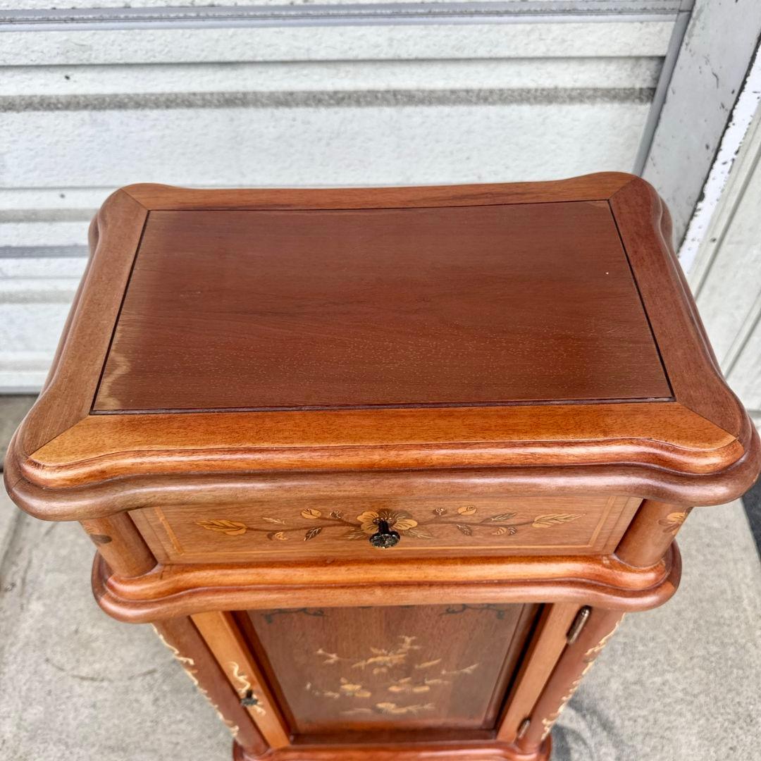 アンティーク家具 キャビネット レトロ 収納 花柄 花模様 チェスト