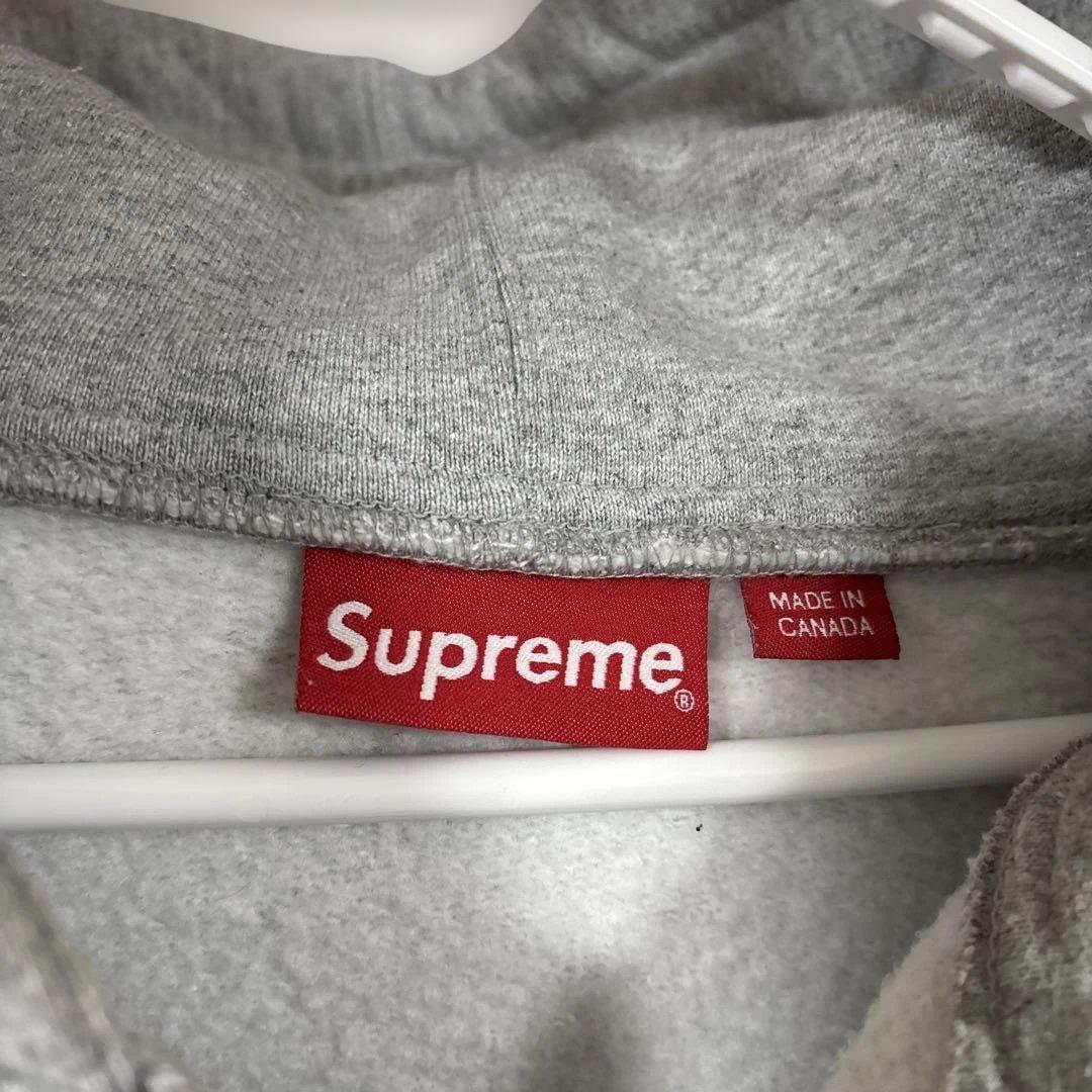 ブルードラゴン！Supreme グレー フード付きジップパーカー