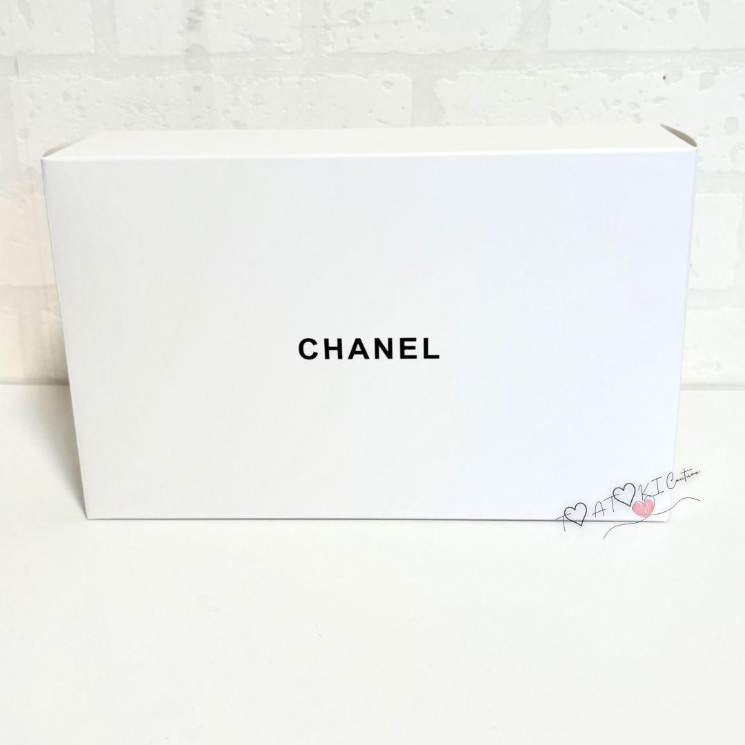 限定色❤CHANEL❤VIP限定 コスメポーチ チェーン付 ラメ入り ホワイト